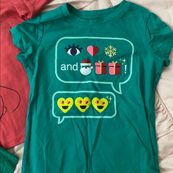 3 Christmas Shirts - Disney size 4 XS Old Navy - Picture 3 of 4